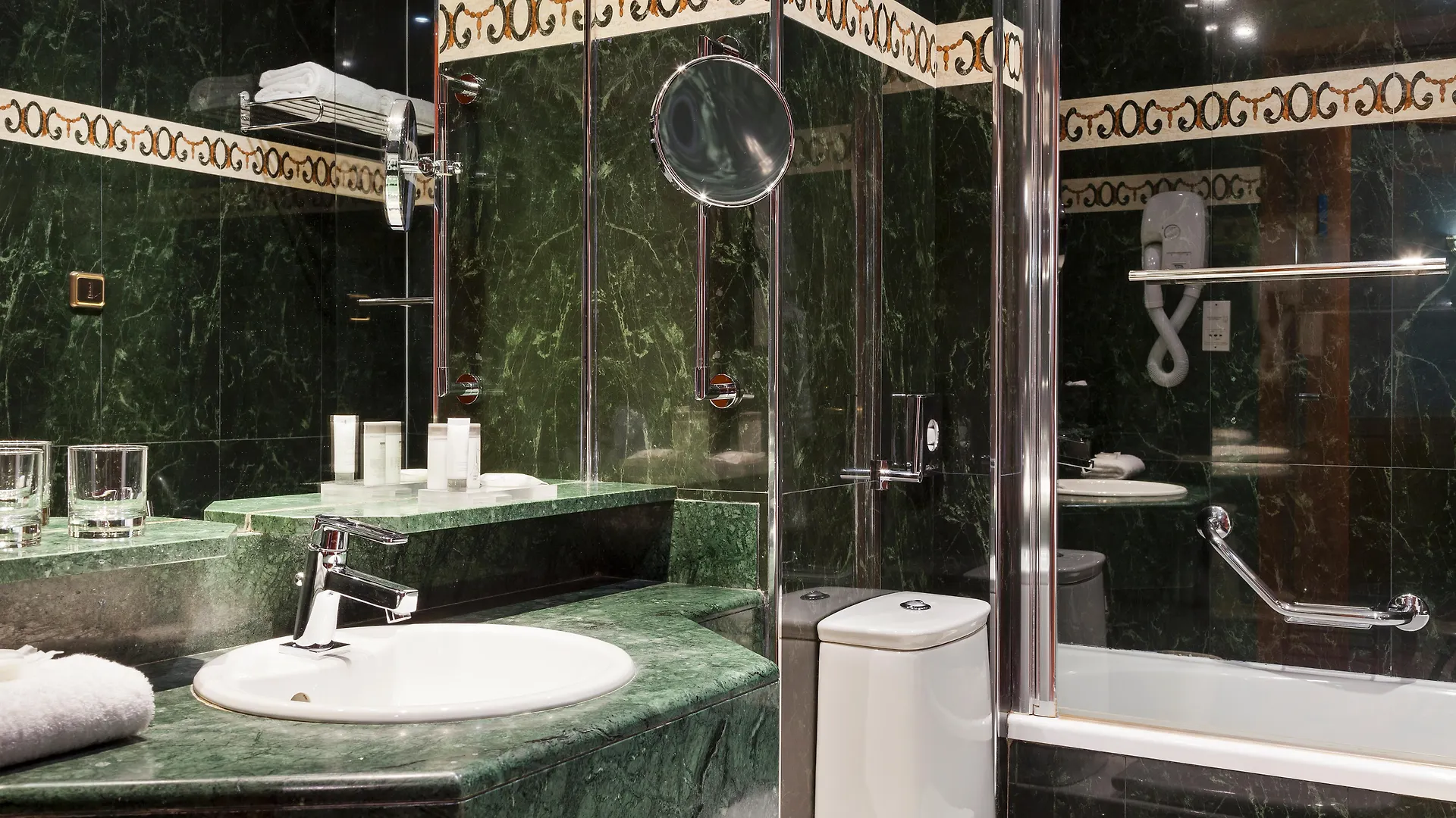 Timhotel Opera Blanche Fontaine Париж 4*,  Франция