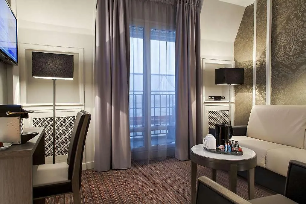 **** מלון פריז Timhotel Opera Blanche Fontaine צרפת
