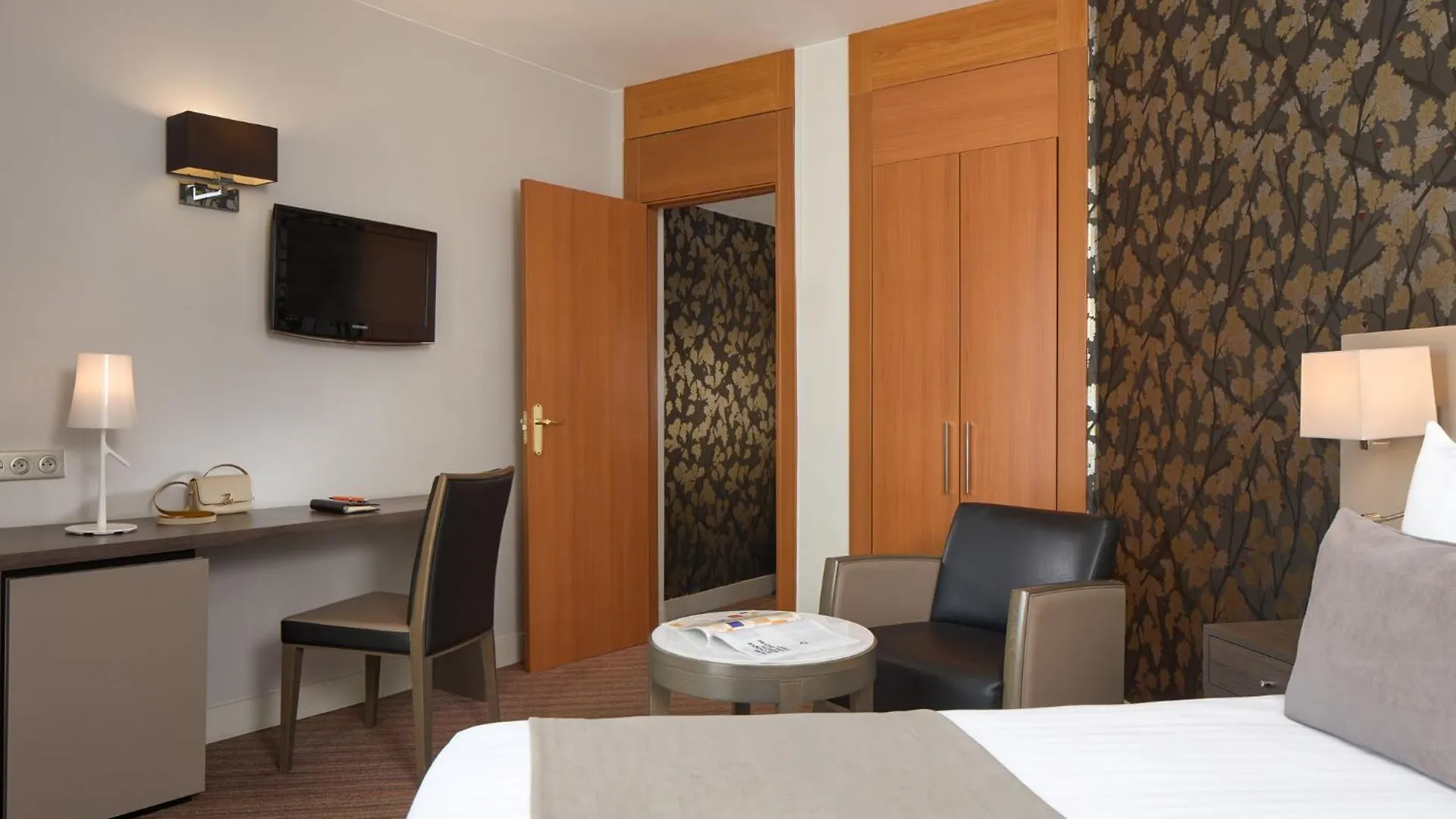 פריז Timhotel Opera Blanche Fontaine
