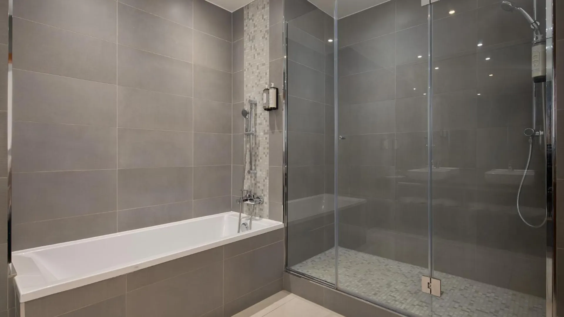 Timhotel Opera Blanche Fontaine Париж Отель