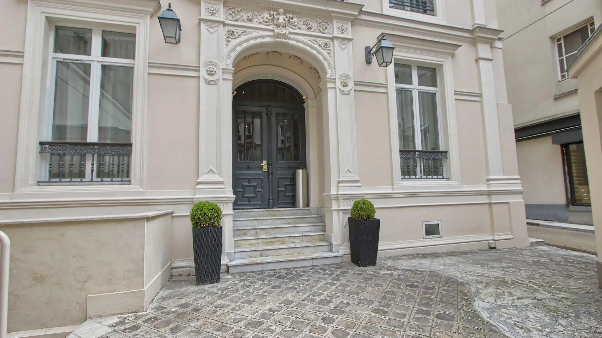 פריז Timhotel Opera Blanche Fontaine מלון