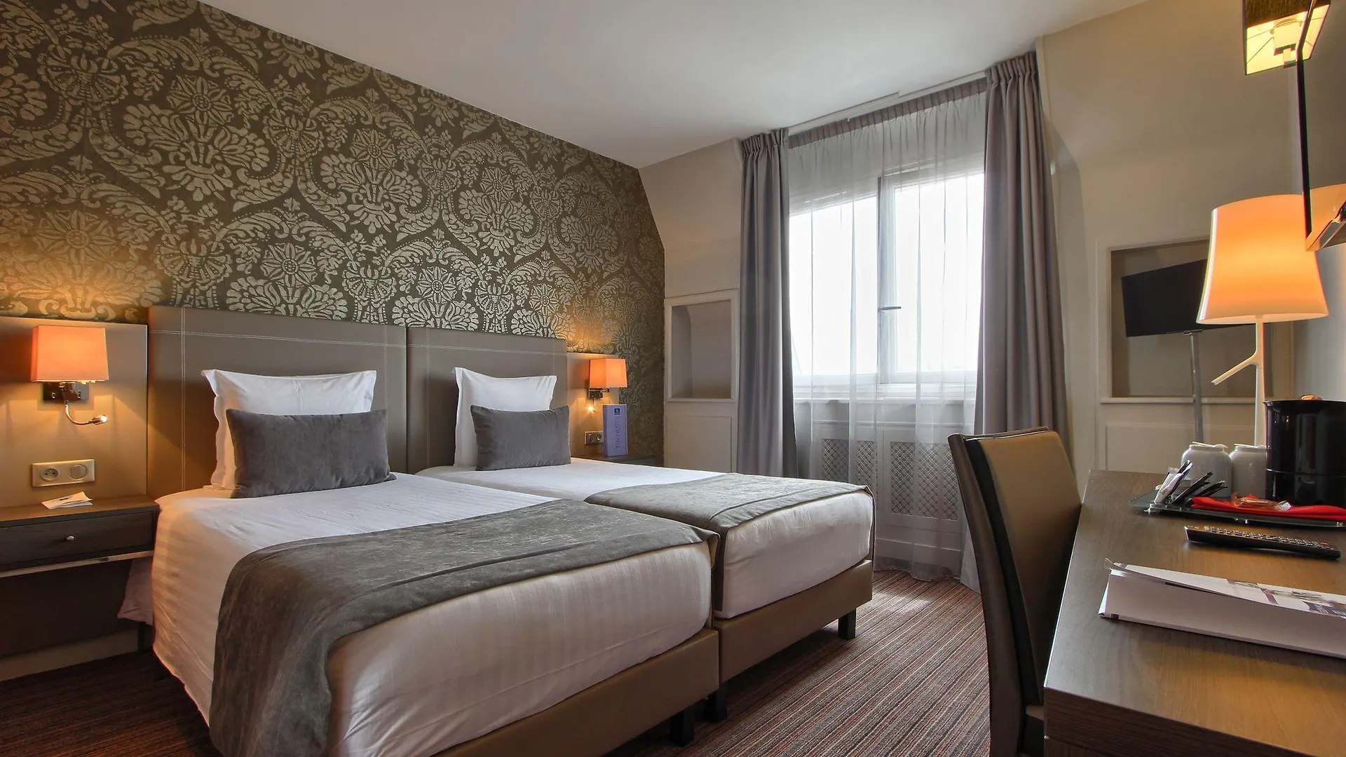 Timhotel Opera Blanche Fontaine Paris Hotel