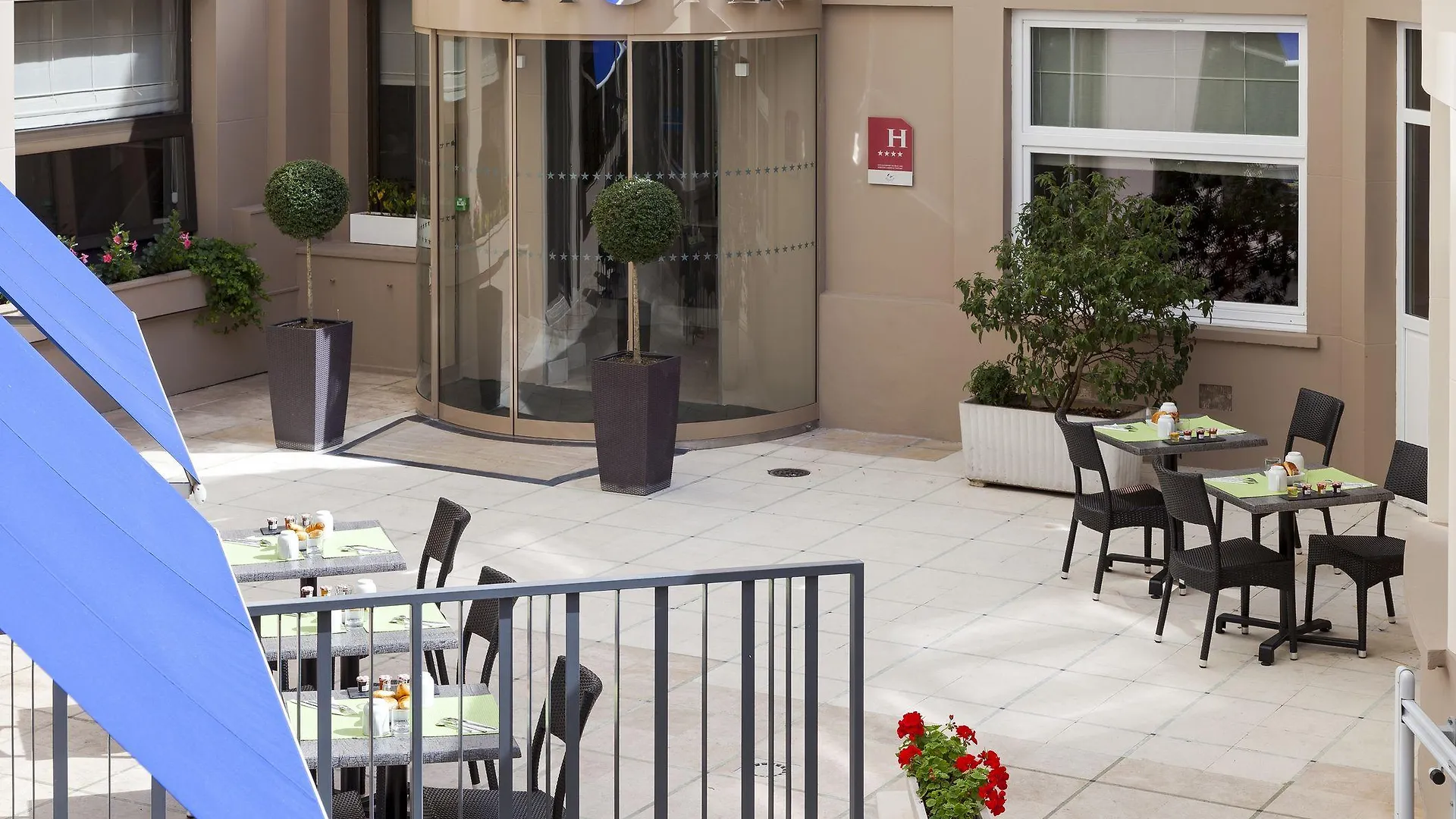 **** Hotel Timhotel Opera Blanche Fontaine Paris Frankreich