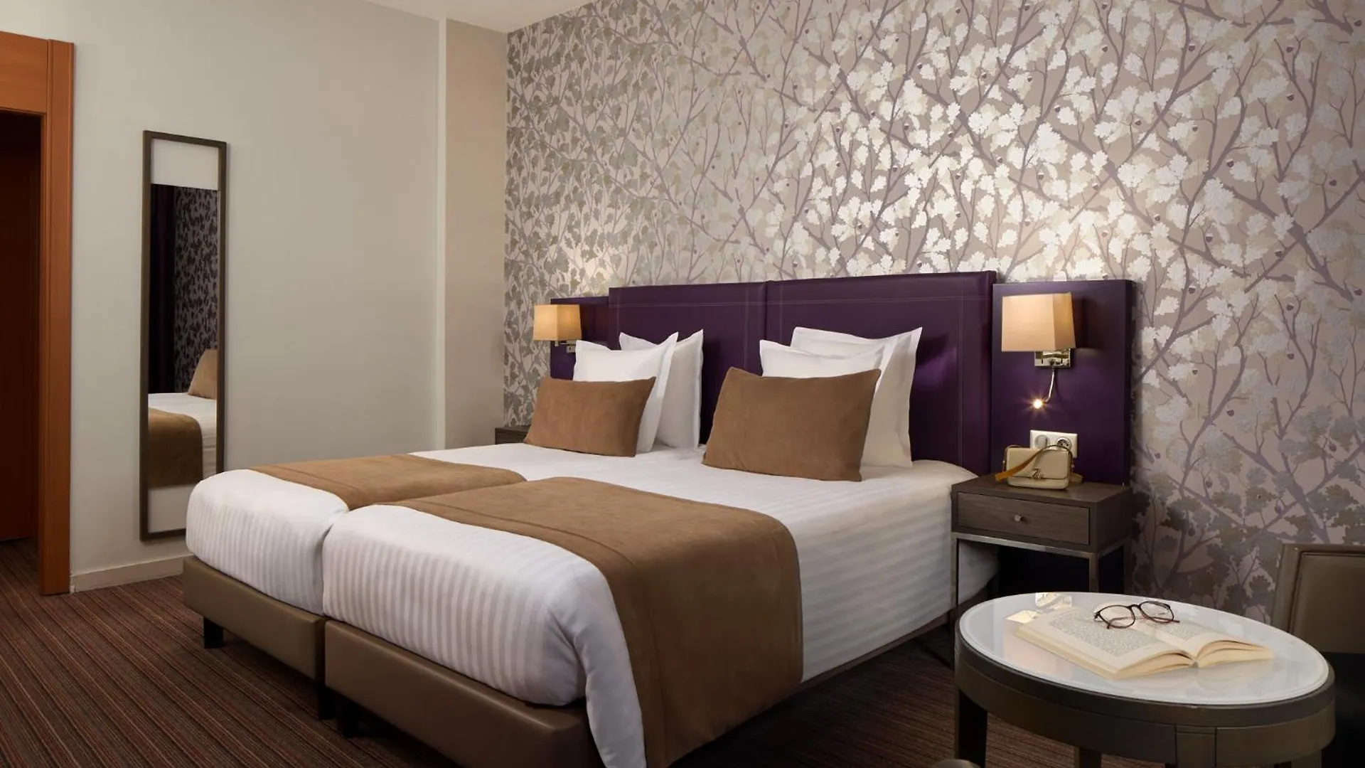 **** Hotel Timhotel Opera Blanche Fontaine Paris Frankreich