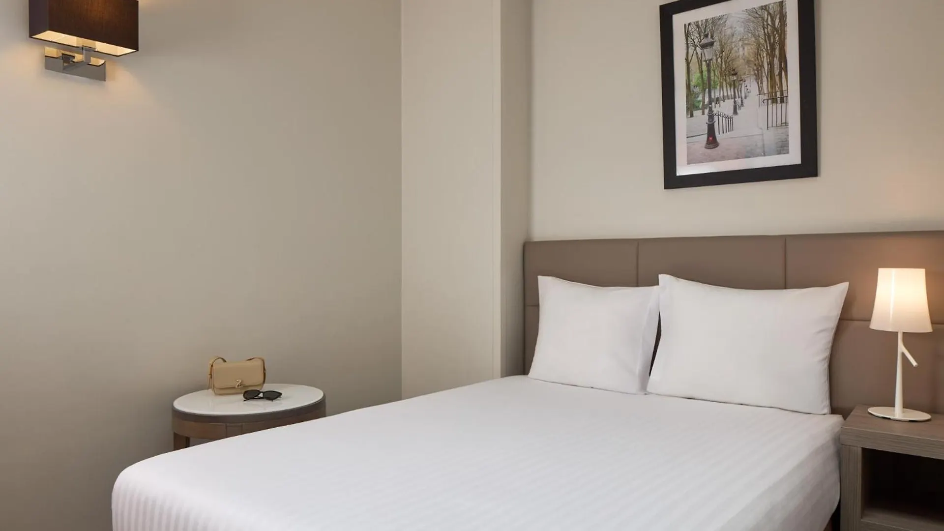 **** Hotel Timhotel Opera Blanche Fontaine Paris Frankreich