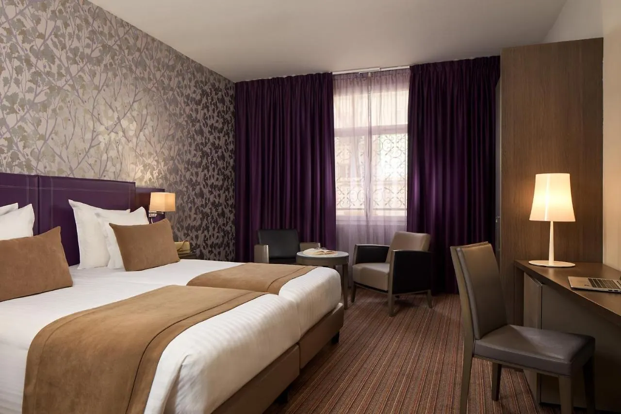 **** Hotel Timhotel Opera Blanche Fontaine Paris Frankreich